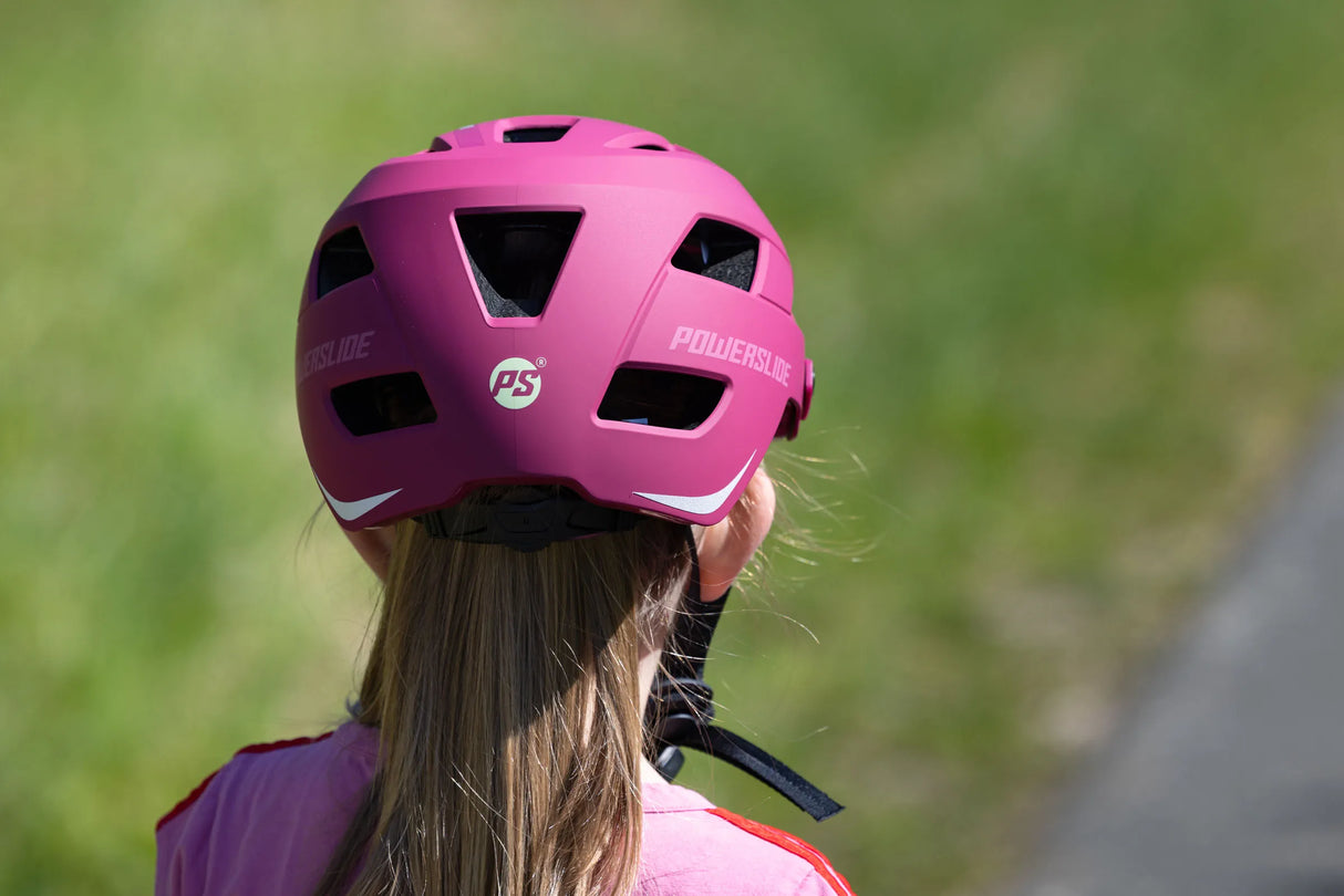 SKA903327 POWERSLIDE Guard Berry Kids | Pink | Größenverstellbar | Kinder Fitness Skatehelm Renn + Fitness Skatehelm Kopf Rennhelm Fahrradhelm Radhelm Bike Helm Stunt Helm Skatehelm Stunt Skatehelm Größenverstellbar protectors skate helmet aggressive helmet wind helmet skatehelm surzhelm radhelm fahrradhelm sporthelm schutzhelm Skate Schützer Inliner Schützer Schutzausrüstung Fingerschutz Handschuhe inline skating inliner inlineksaten rollerbladen rollerskaten Inlineskates Rollerblades Fitness Skates Slalom